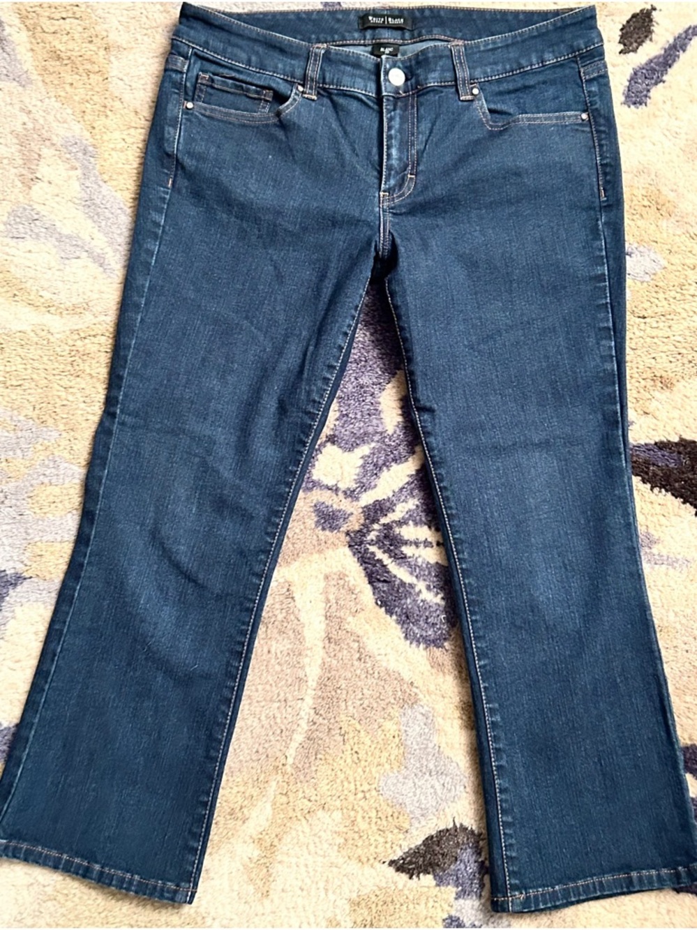 EUC White House Black Market Women’s Dark Blue Blanc Cropped Flare Jeans SIZE 10